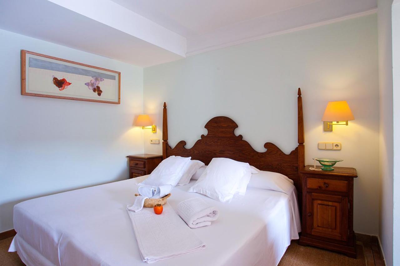 Hotel Cala Sant Vicenc - Adults Only Cala San Vicente  Exterior photo