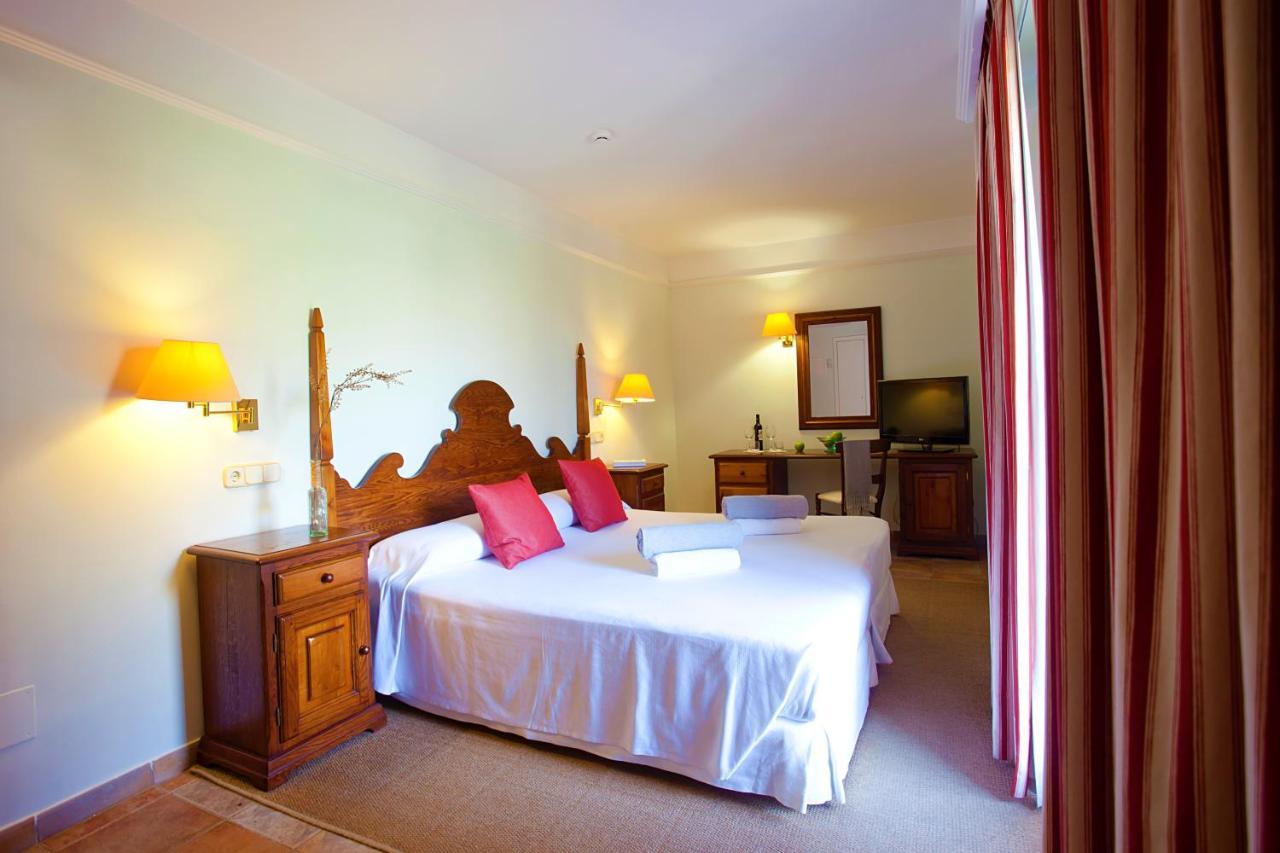 Hotel Cala Sant Vicenc - Adults Only Cala San Vicente  Exterior photo