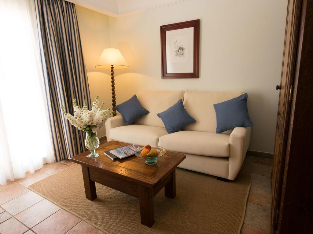 Hotel Cala Sant Vicenc - Adults Only Cala San Vicente  Exterior photo